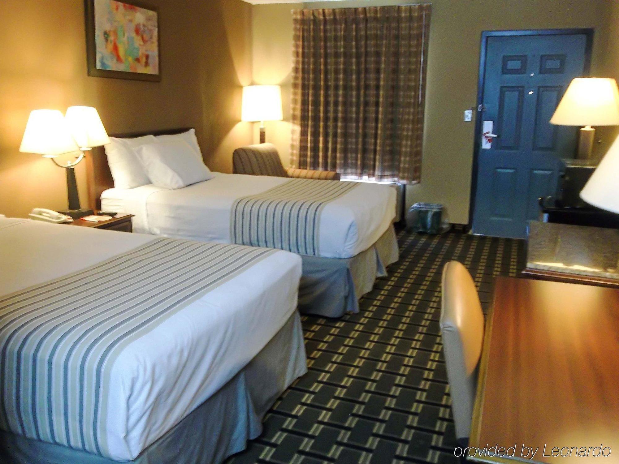אקוורת' Econo Lodge מראה חיצוני תמונה
